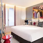 Dress Code Hotel