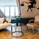 Dress Code Hotel Paris
