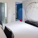 Otel Dress Code