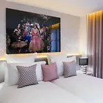 Otel Dress Code 4*