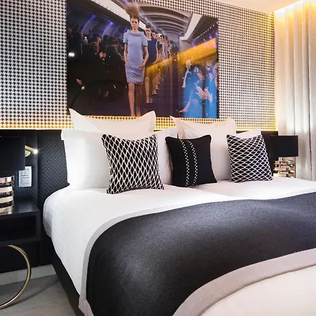 Dress Code Hotel