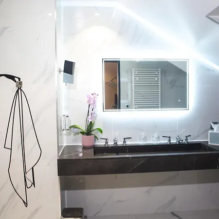 Dress Code Hotel Paris