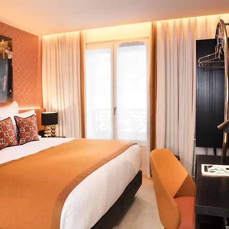 Dress Code Hotel Paris