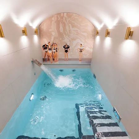 Dress Code Hotel 4*