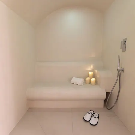 Dress Code Hotel