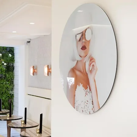 Hotel Dress Code 4*