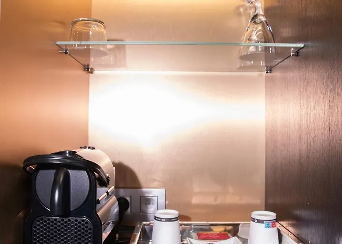 Hotel Dress Code Paris