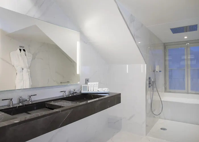 ホテル Dress Code 4*