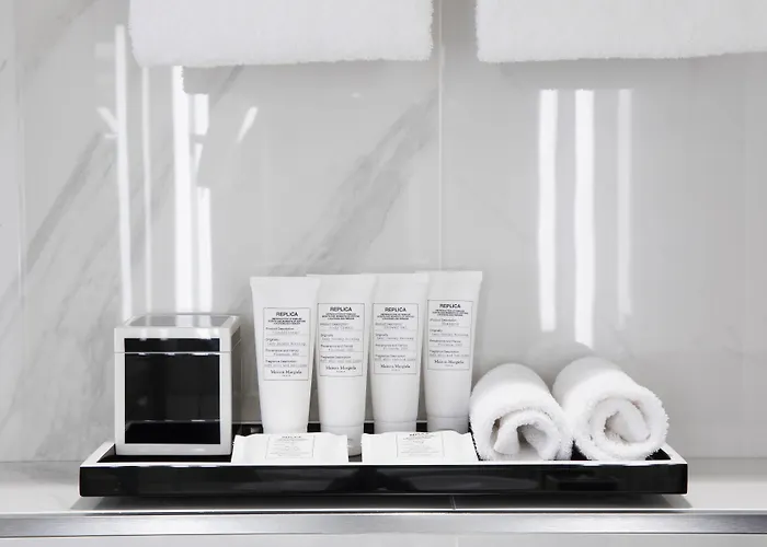 Dress Code 4* Париж