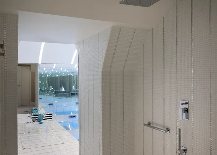 Dress Code Hotel Paris