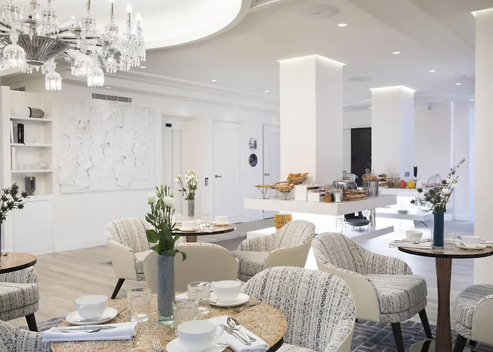 Dress Code Hotel Paris