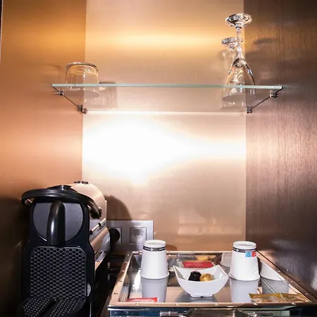 Hotel Dress Code Paris