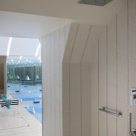 Dress Code Hotel Paris