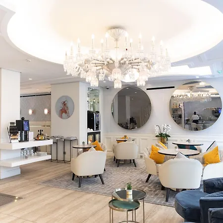 Hotel Dress Code Paris